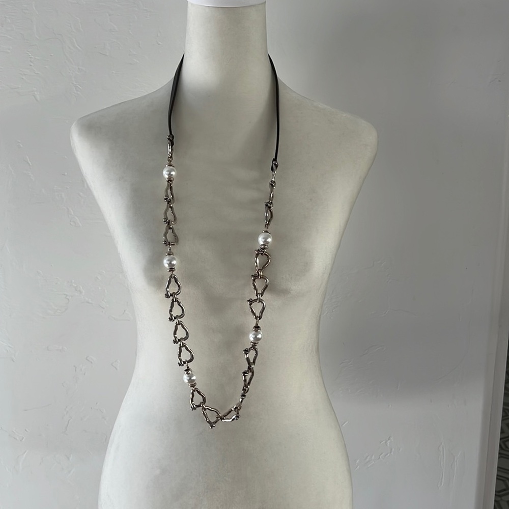Rare! Uno de 50 necklace
